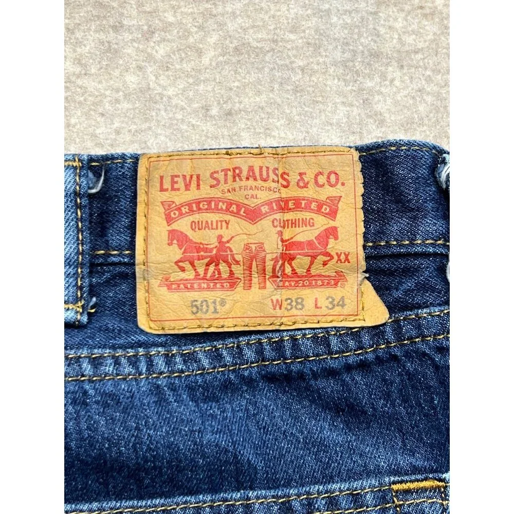 Levi's 501 Button Fly Medium Wash Straight Leg Men's Denim Jeans 38 X 34 - Picture 5 of 10